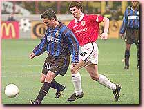 Roberto Baggio a Keane.Ap